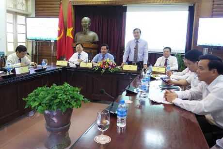 22.9.2016 Lan Họp báo  Huỳnh Thúc Kháng