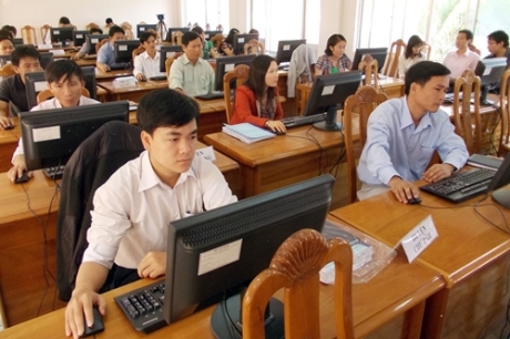 28.7.2016 Lan Chất lượng và tiêu chí đánh giá chất lượng đội ngũ cán bộ hiện nay - ảnh