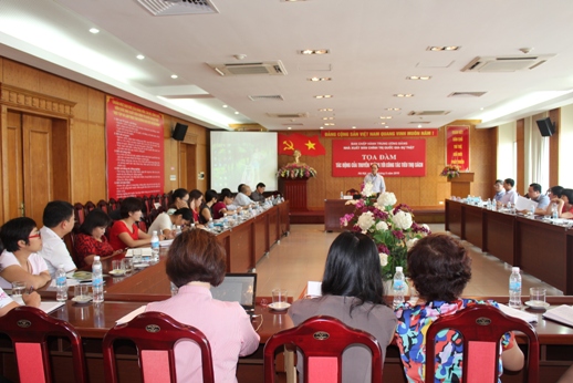 Toa dam-Truyen thong tieu thu Sach 012