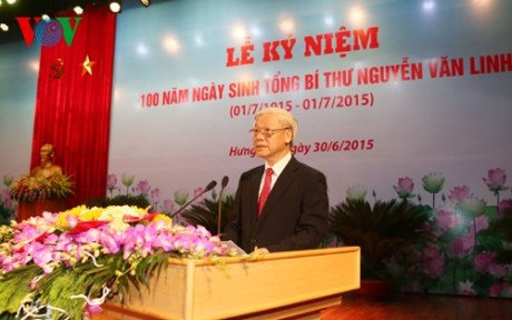 Tong bi thu Nguyen Van Linh QDXM