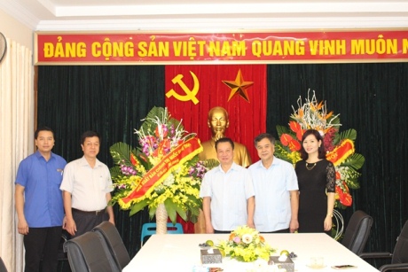 dc lamchuc mung 1