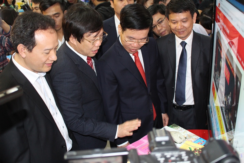 dong chi vo van thuong t3