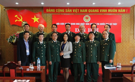 hoi cuu cb10