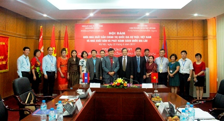 hoi dam toan235