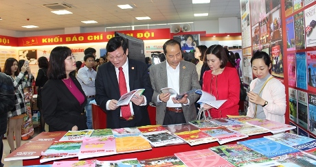le khm hoi bao quan4
