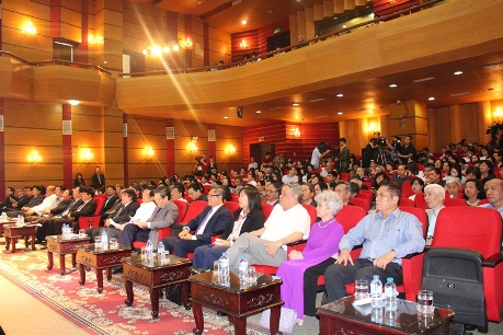 ra mat b2