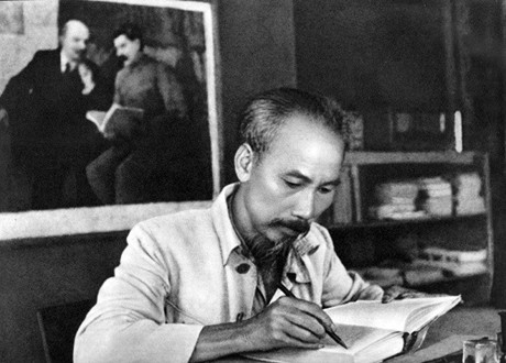 xaydungvanhoatrongchinhtri