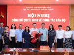 Nhà xuất bản Chính trị quốc gia Sự thật trao quyết định về công tác cán bộ