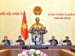 Ủy ban Thường vụ Quốc hội xem xét, thông qua các Nghị quyết về công tác tổ chức, cán bộ