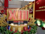 Không gian trưng bày sách chào mừng Đại hội Đảng XIII