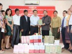 Lễ bàn giao sách của Dự án Lịch sử quan hệ đặc biệt Việt Nam-Lào, Lào-Việt Nam (1930-2007)