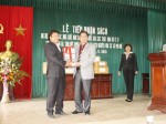 Trao tặng sách cho Nhà lưu niệm cố Tổng Bí thư Nguyễn Văn Cừ